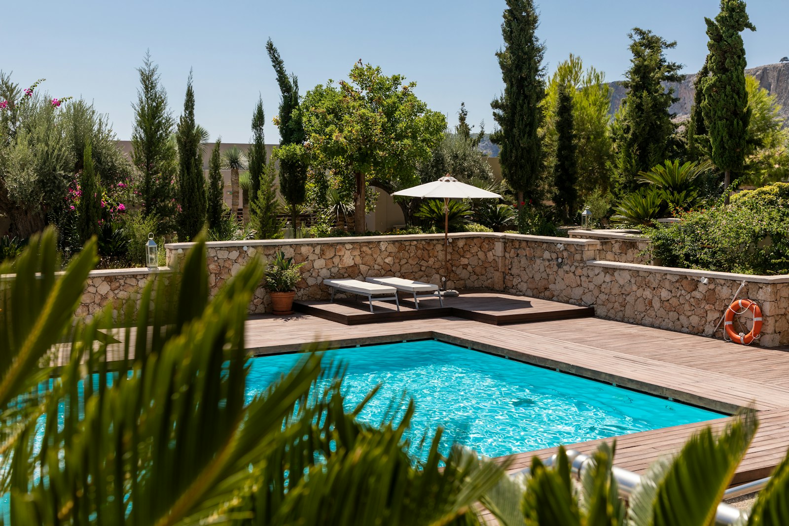 Laurence Matthew — Custom Pool Builder in Fresno